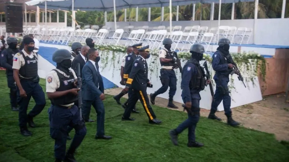 El funeral se celebró en medio de un fuerte despliegue de seguridad