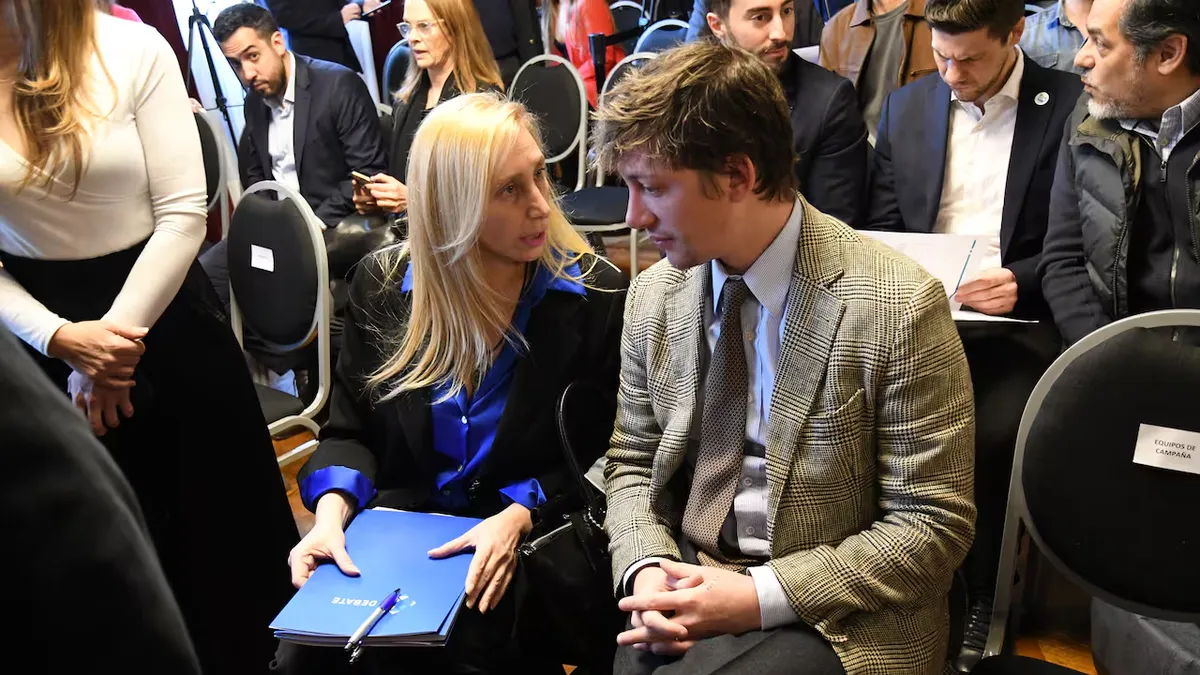 Karina Milei y Santiago Caputo se reunieron para intentar limar ...
