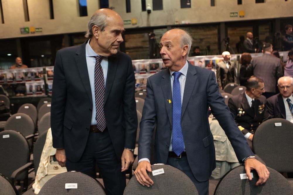 Pablo Abdala y Javier García en la Noche de los Cristales Rotos 2024.jpeg