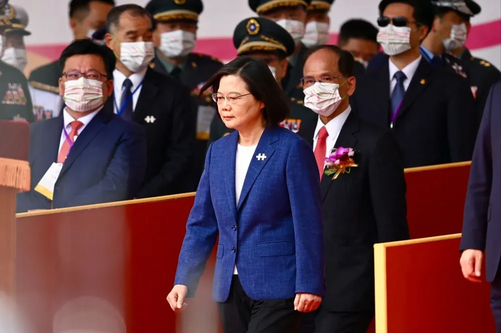 Presidenta de Taiwan, Tsai, durante la celebración del día nacional