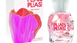 Issey Miyake presenta su perfume Pleats Please