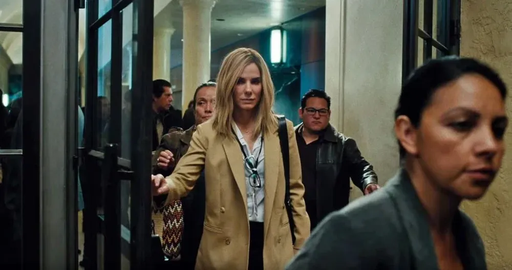 En una reciente conferencia de prensa, la actriz fue consultada por su pelo en vez de su actuación en la película Our Brand is Crisis