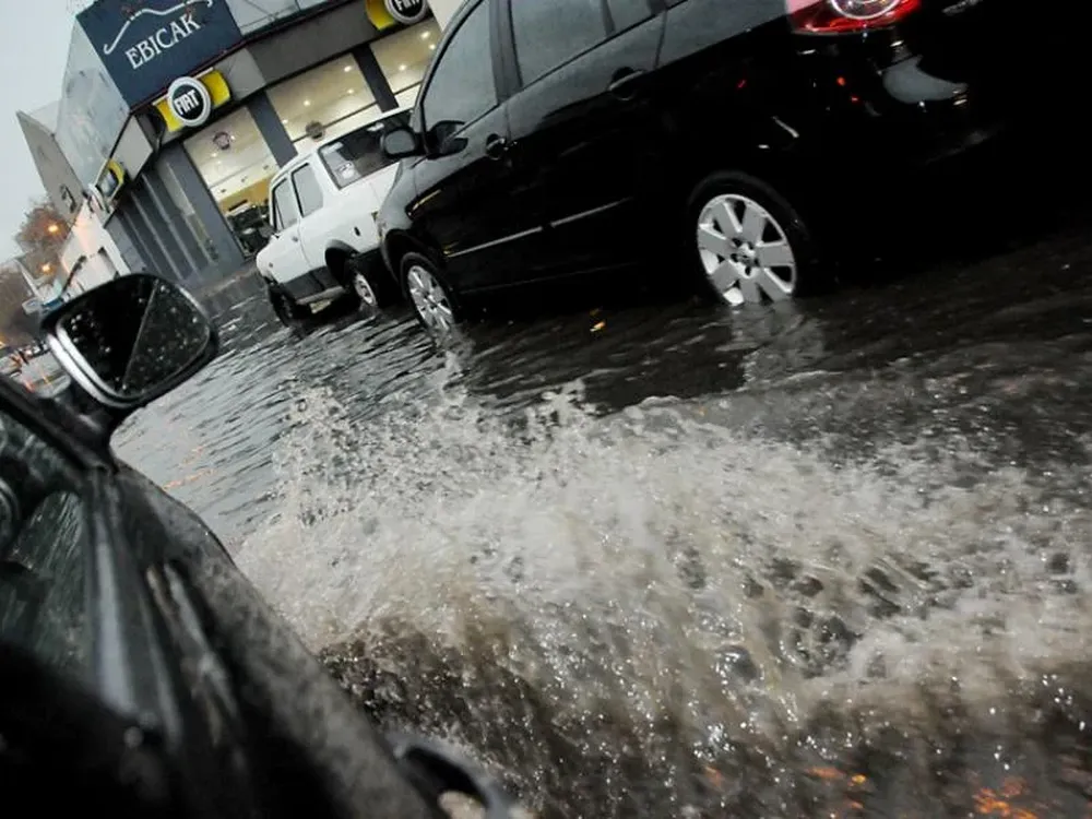 Hubo acumulación de agua en las calles