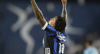 Abel Hernández celebra uno de sus goles con Liverpool