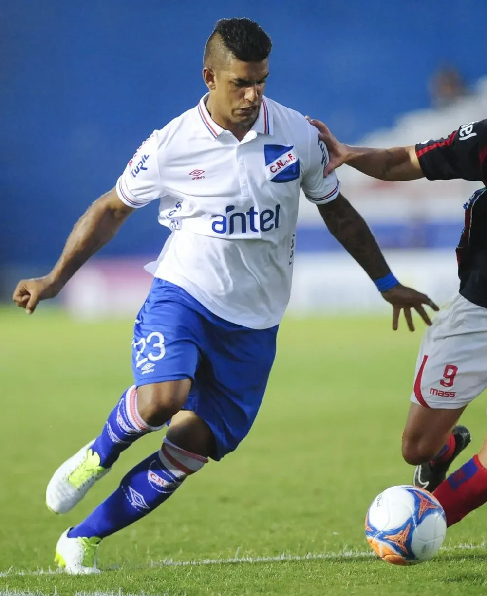 Diego Polenta, campeón Uruguayo y mejor defensa