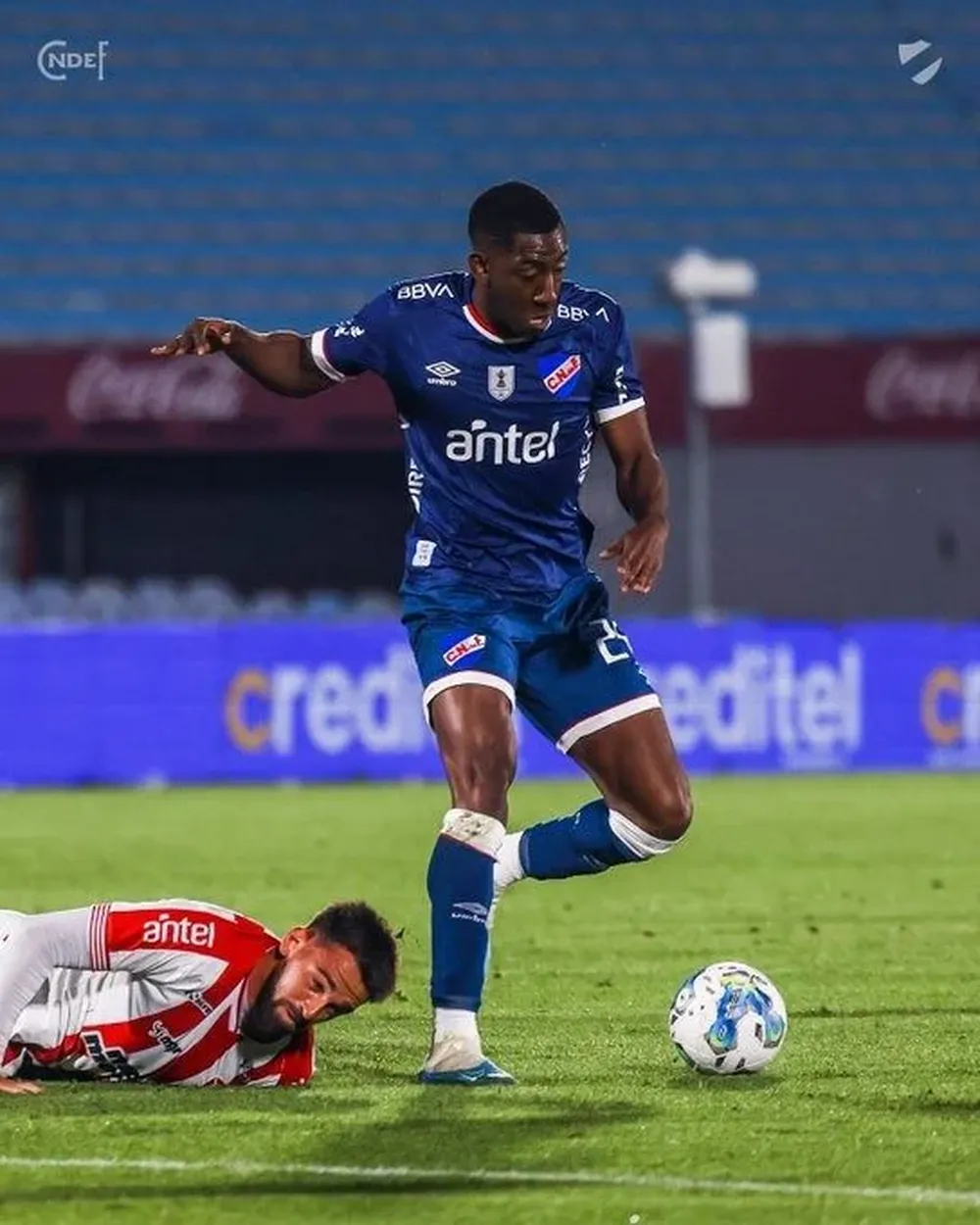 Carneiro tendrá su debut clásico