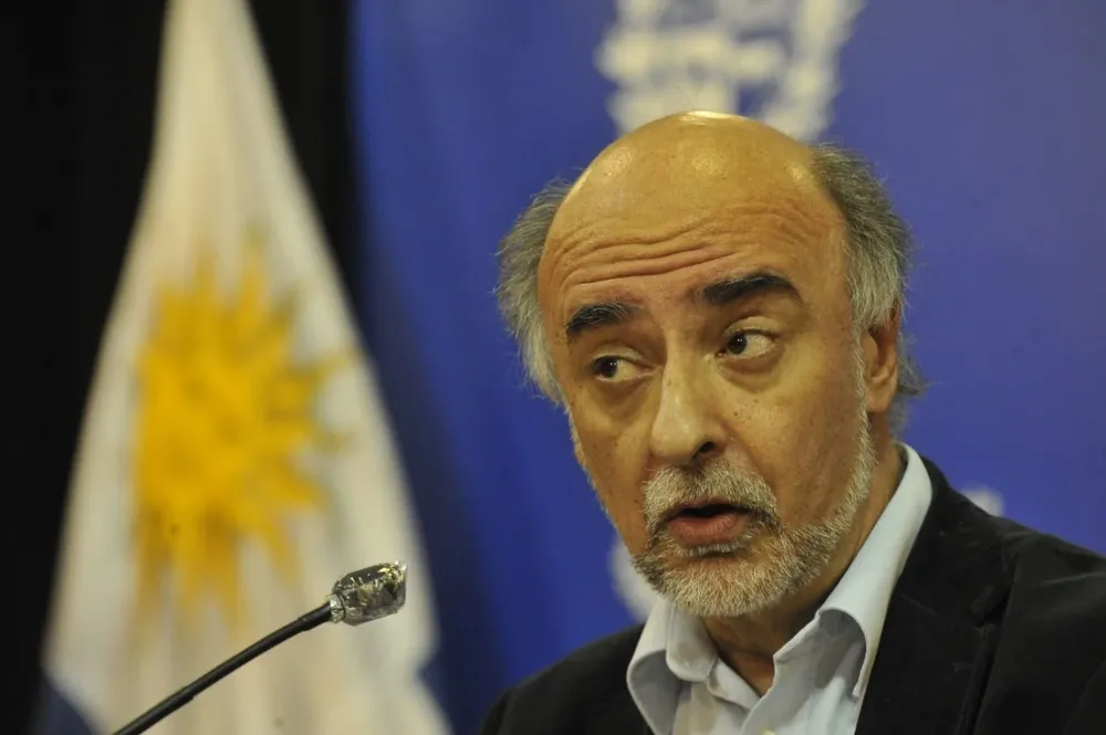 Conferencia de Pablo Mieres, ministro de Trabajo, el Día de los Trabajadores