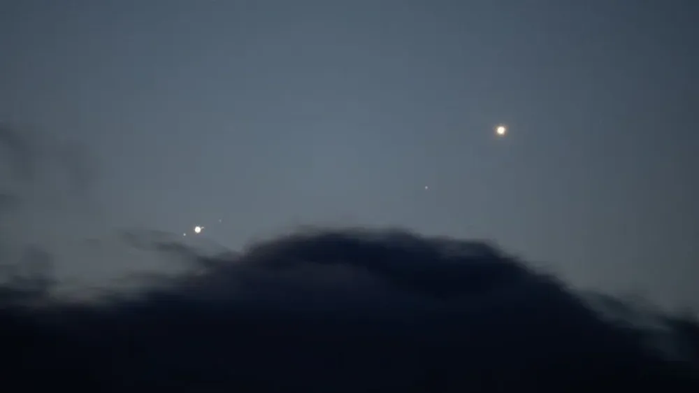 Venus y Jupiter se han estado acercando toda la semana.