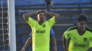 David Terans no puede creer la pelota de gol que le sacaron