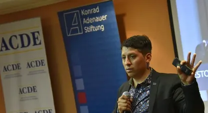 Néstor Días, durante la presentación en ACDE