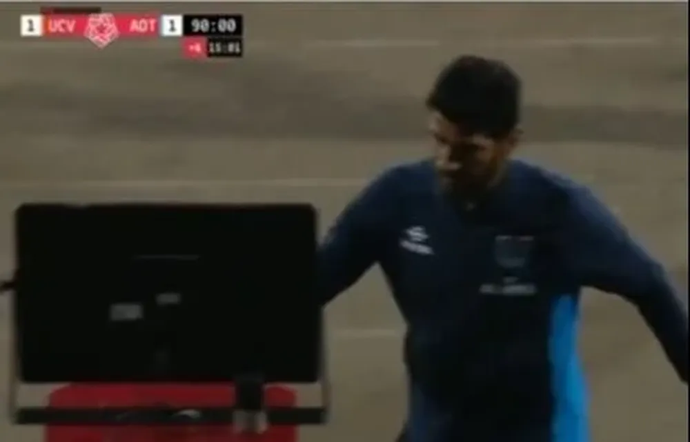 Se enloqueció el Loco Abreu