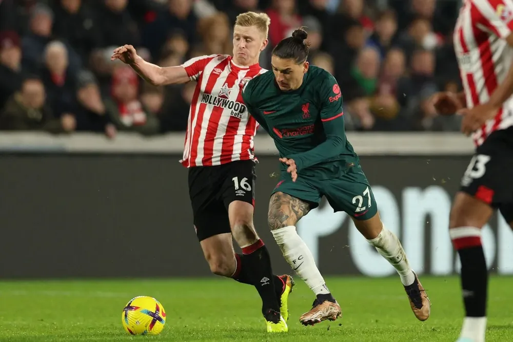 Darwin Núñez frente al Brentford