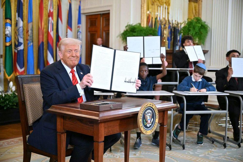 Trump ordenó limitar al mínimo al Departamento de Educación. Solo el Congreso podría eliminarlo del todo.