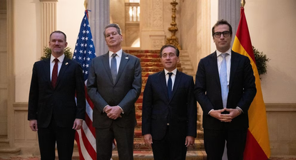 El ministro de Economía, Comercio y Empresa, Carlos Cuerpo, y el ministro de Asuntos Exteriores, José Manuel Albares, se han reunido esta mañana en Madrid con el secretario del Tesoro de Estados Unidos, Scott Bessent, y con el representante de Comercio de Estados Unidos, Jamison Greer.