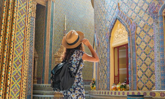 Los 5 países más seguros del mundo para las mujeres que viajan solas (y cuáles se encuentran en América Latina)