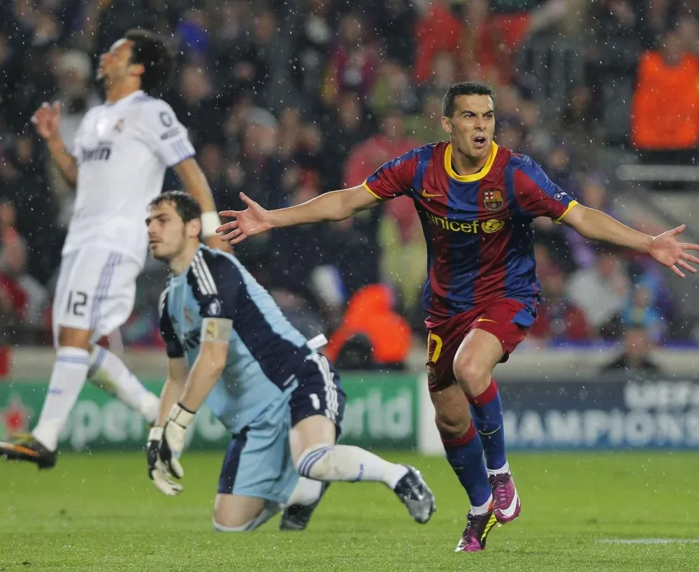 Real Madrid sufre el gol de Pedro