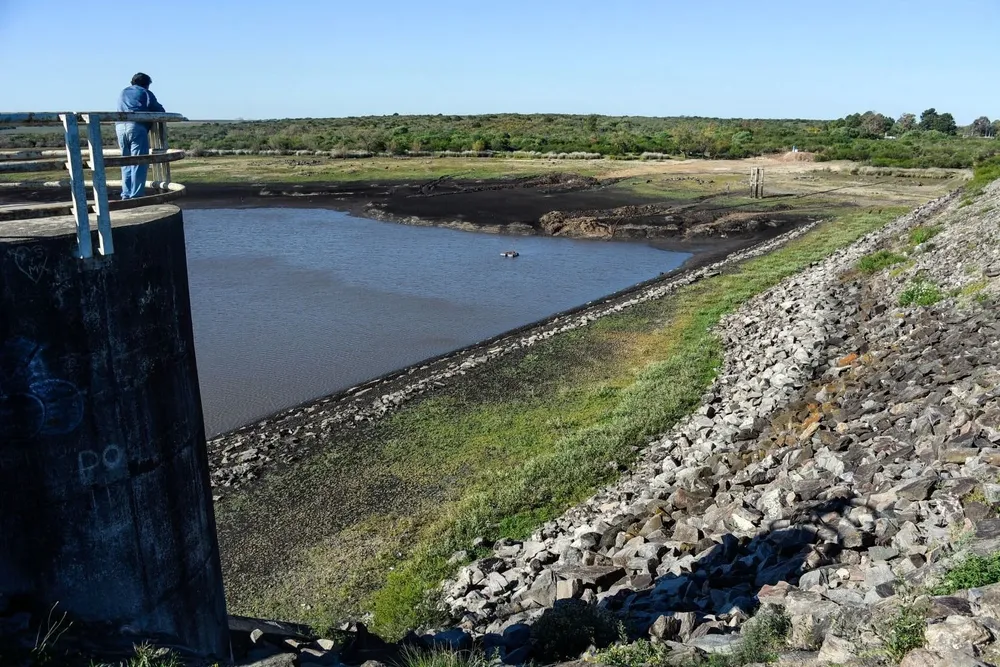 Represa de Paso Severino, que brinda agua potable a Montevideo