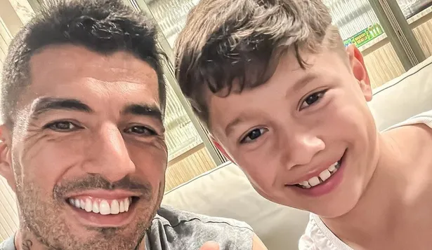 Luis Suárez saludó a su hijo Benjamín en las redes, debido a que cumple 10 años