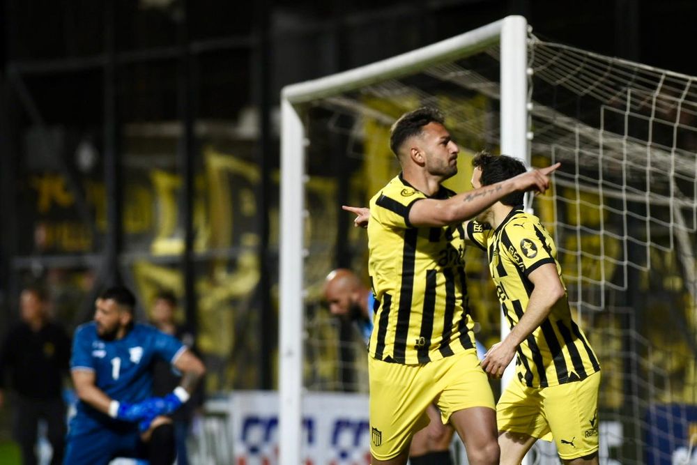 Festejo de Facundo Batista en el Parque Viera Festejo de Facundo Batista en el Parque Viera