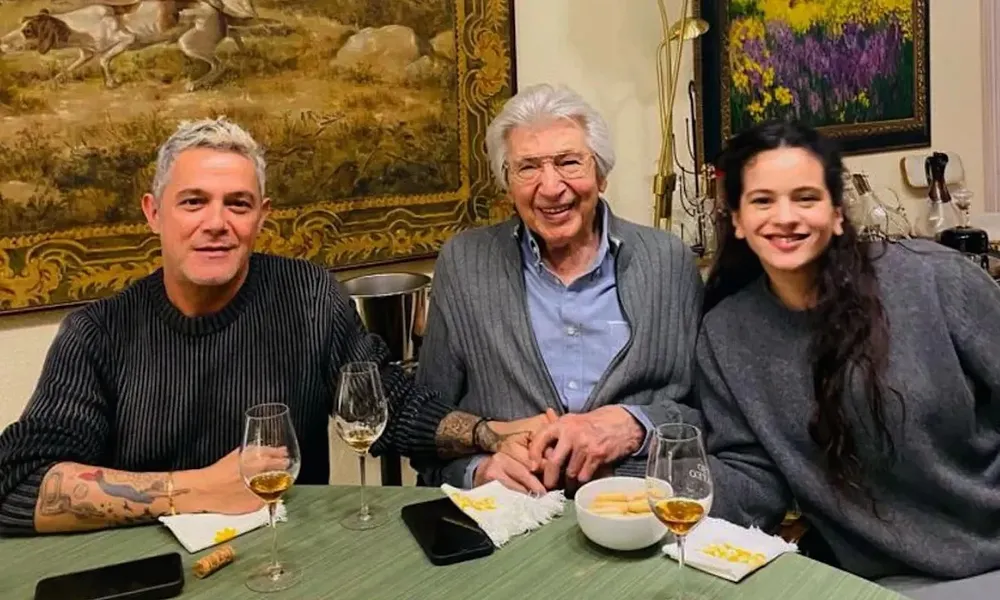 Rosalía y Alejandro Sanz hacen una visita sorpresa a Manuel Alejandro
