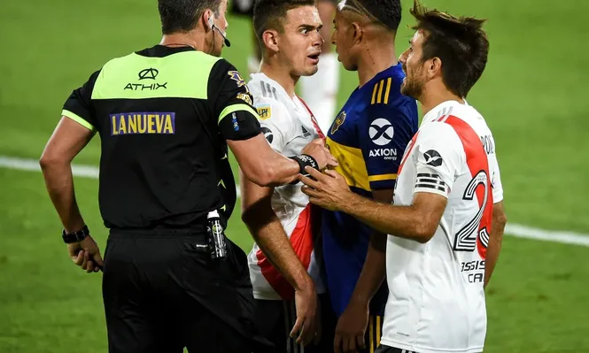 Con un impreciso Nicolás De la Cruz, River se tuvo que conformar con un 2-2 ante Boca