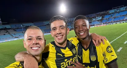 Coelho, Fernández y Matheus Babi