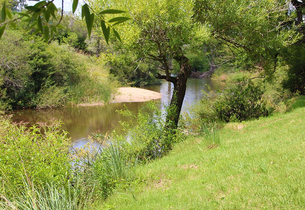 La menor estaba sumergida en el agua
