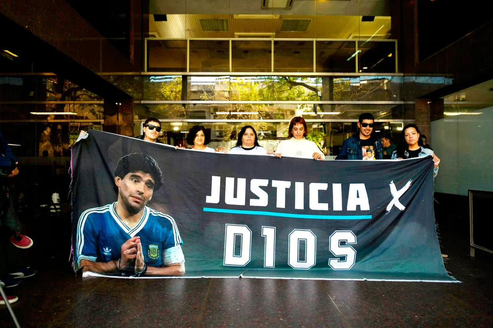 El juicio por la muerte de Diego Maradona se reanuda tras una semana de pausa.