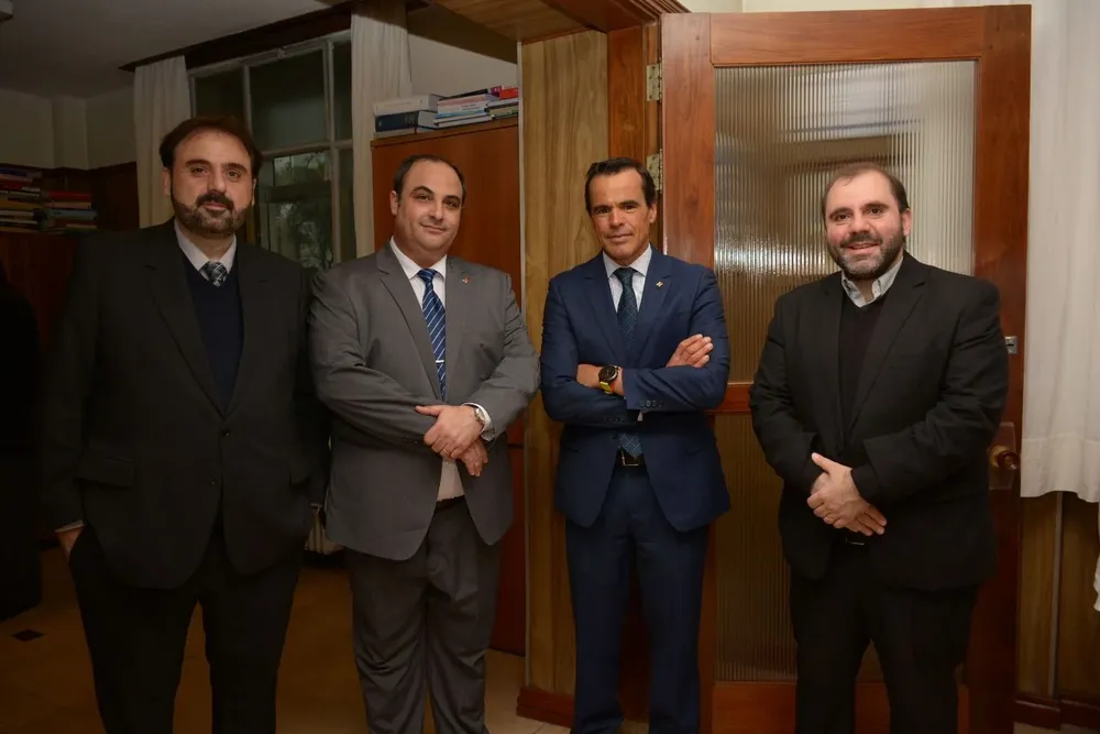 Gustavo Vanezkahian, Nicolás Díaz, Fernando García y Diego Vaneskahian