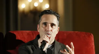 La canción de Drexler para la inauguración del Campeón del Siglo