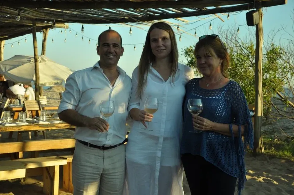 Juan Borda, Natalia Welker y Catalina Viña