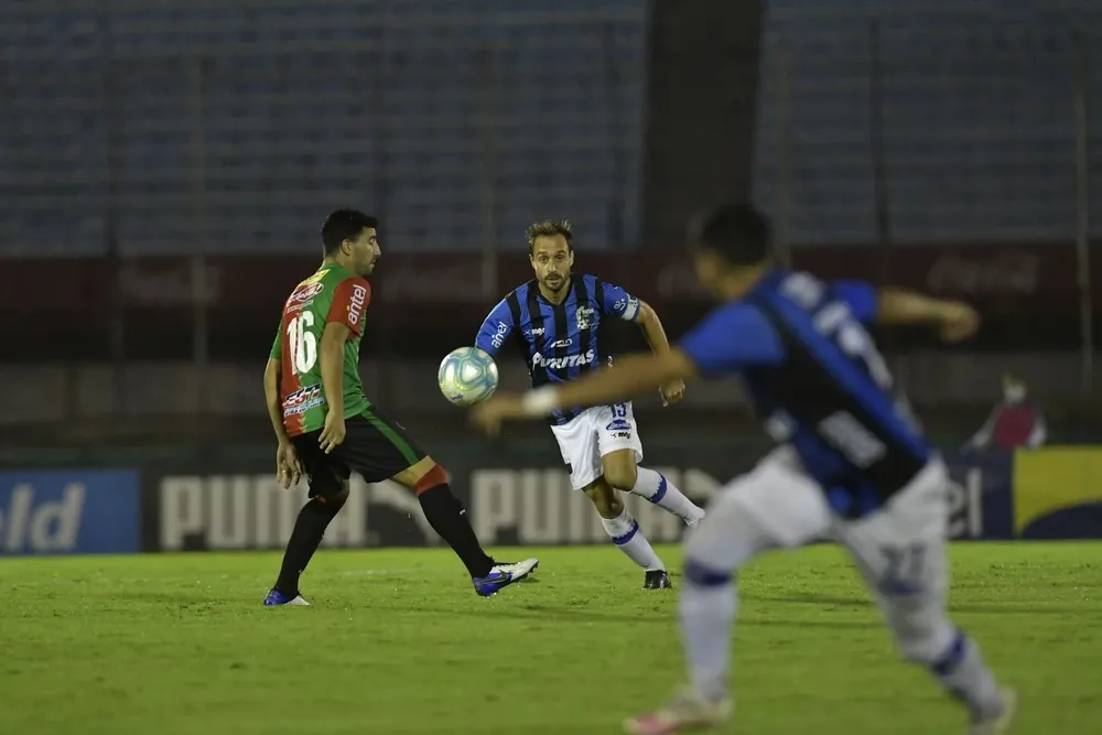 José Alberti y Hernán Figueredo