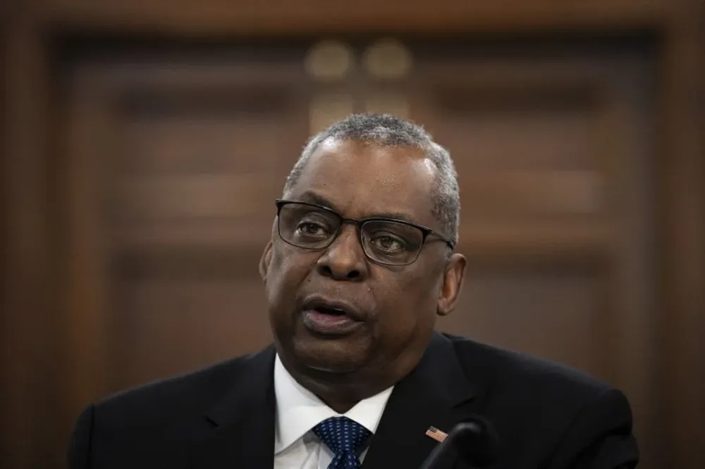 El secretario de defensa norteamericano Lloyd Austin al anunciar los ataques.