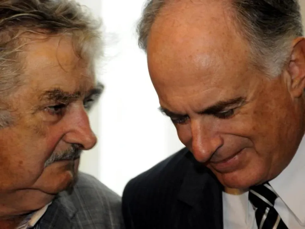 José Mujica con el presidente de la SCJ, Leslie Van Rompaey