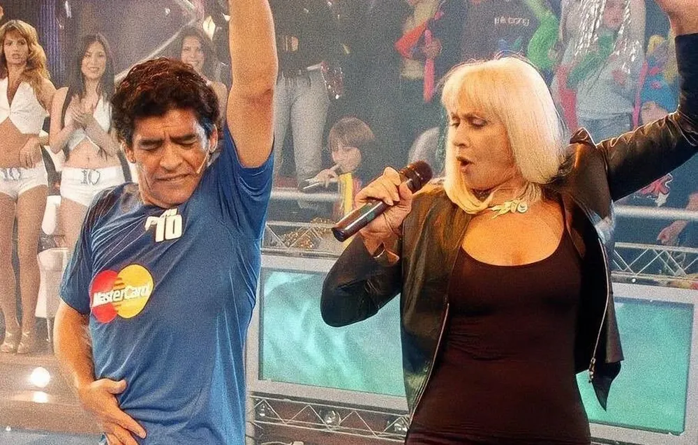 Diego Maradona y Raffaella Carrá