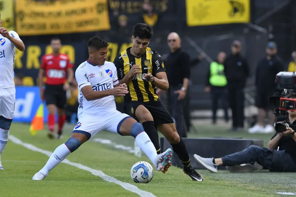 Peñarol - Nacional en el Apertura 2023