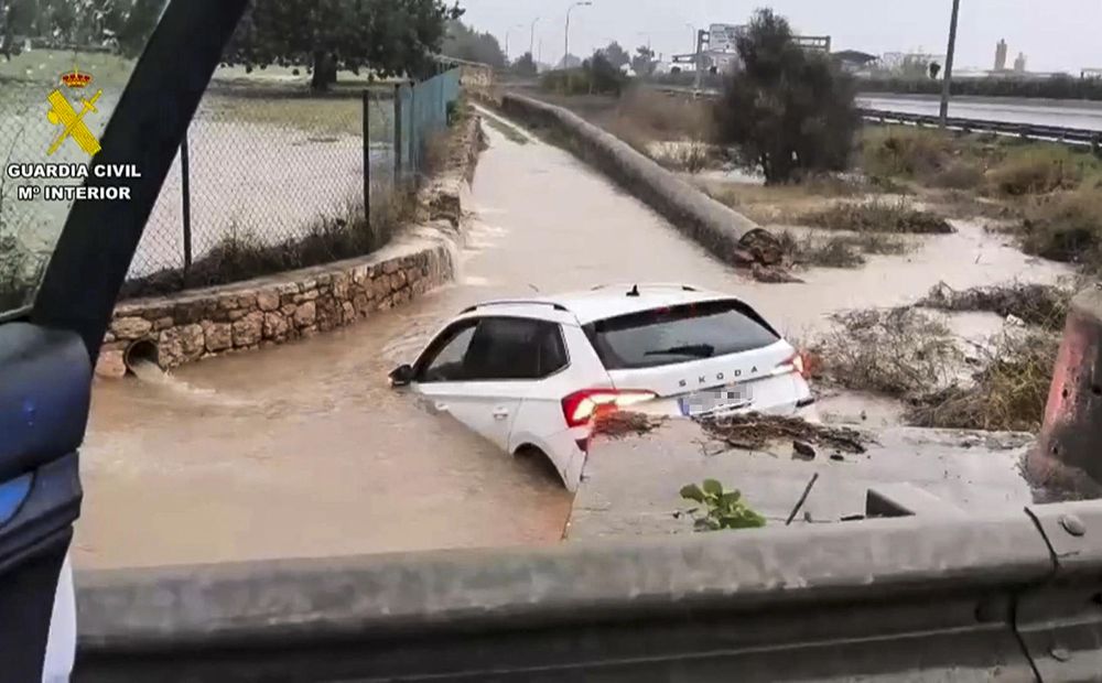 57f9233f787de01f4bb2dc868ecb2800559d8ce7w