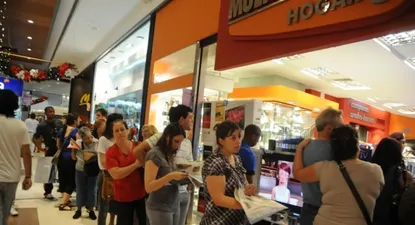 Fuerte caída en agosto de confianza del consumidor