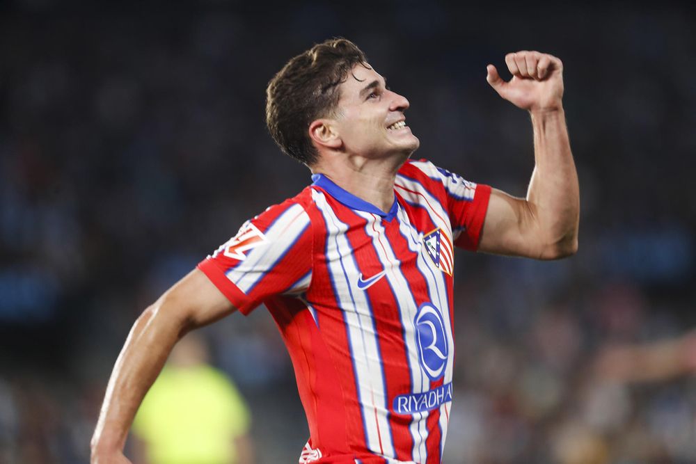 Julián Álvarez festejando un gol. Julián Álvarez festejando un gol.