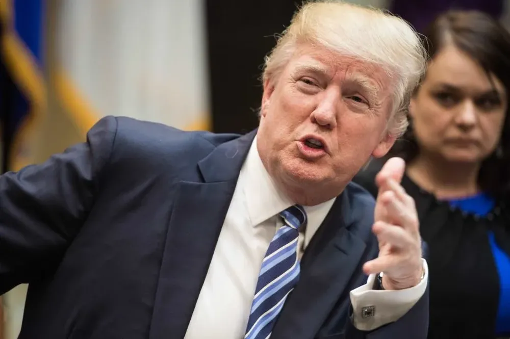 Donald Trump en el edificio Roosevelt en Washington, ayer.