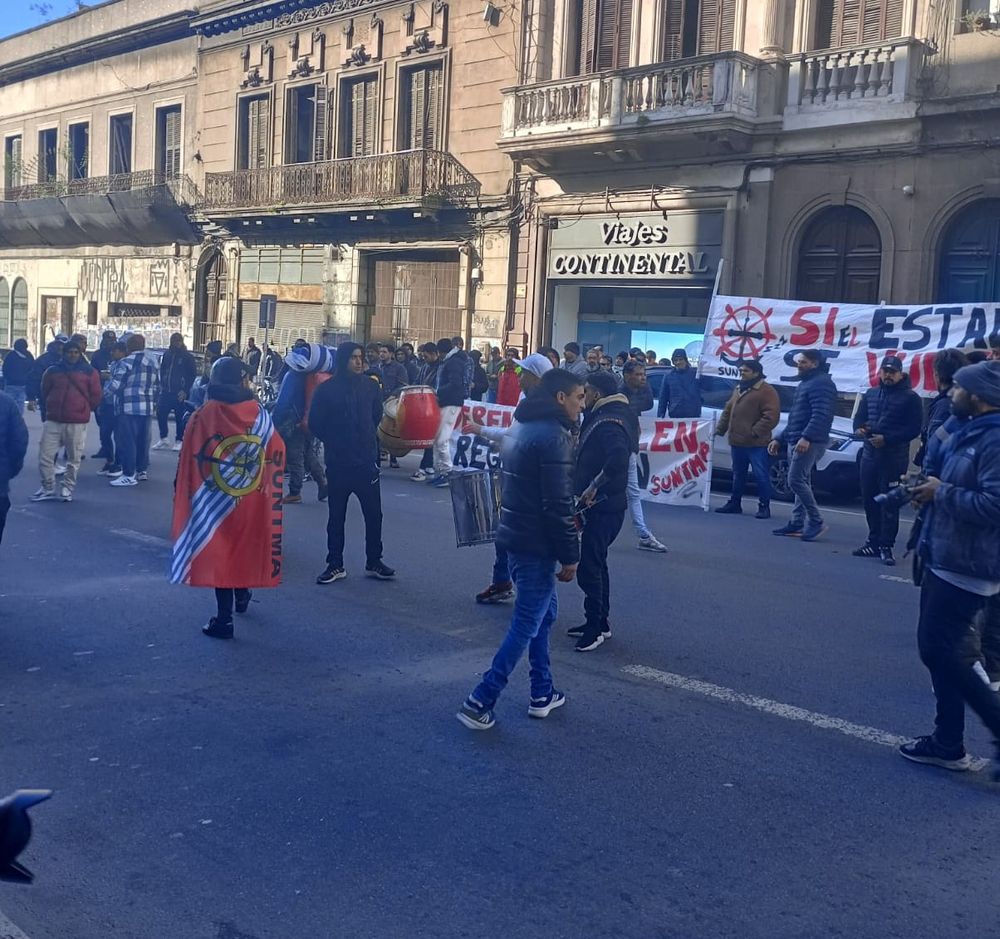 Sindicato de la pesca se manifiesta