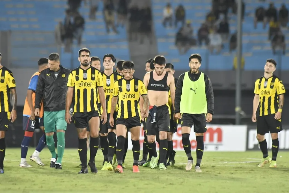 Una postal de toda la temporada de Peñarol, en la que no le salió nada