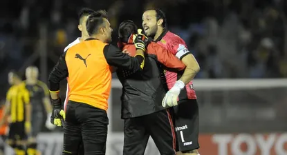 Marcos Díaz tuvo un duro cruce con Damián Frascarelli en el Centenario