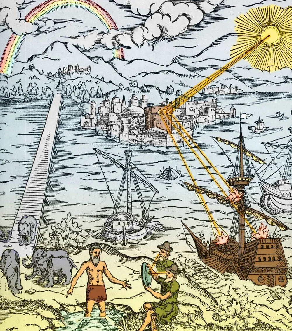 Portada de una edición latina del Libro de Óptica (De Aspectibus o Thesaurus Opticae) del erudito medieval Alhazen, que muestra cómo Arquímedes prendió fuego a las naves romanas que atacaban Siracusa en Sicilia usando los rayos del Sol y espejos parabólicos. La ilustración muestra fenómenos ópticos adicionales, incluida la refracción (como lo demuestra la figura de pie en el agua en el centro inferior y la imagen especular de la figura sentada sosteniendo un dispositivo parabólico), un arco iris y la perspectiva de desaparición del puente de madera.