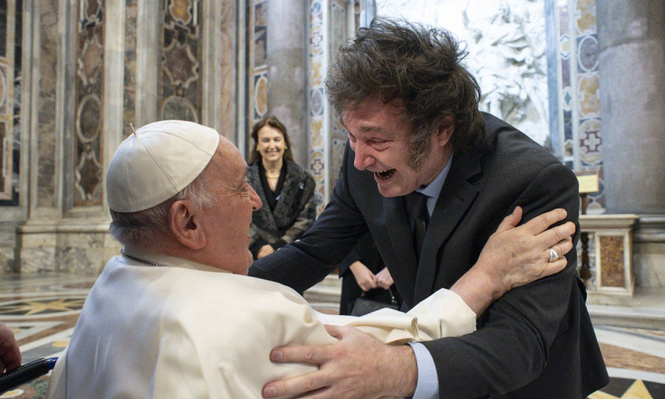 El Papa Francisco y Javier Milei