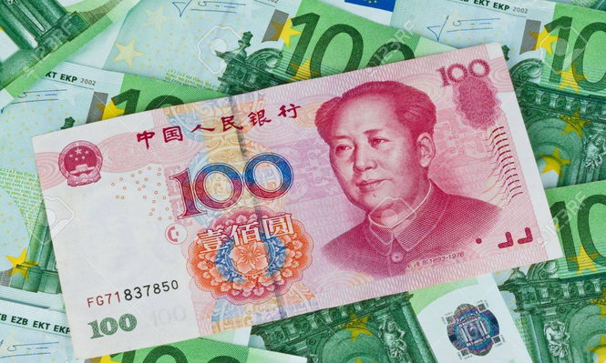 La UE y China prorrogan por 3 años más la línea de intercambio de euros y yuanes