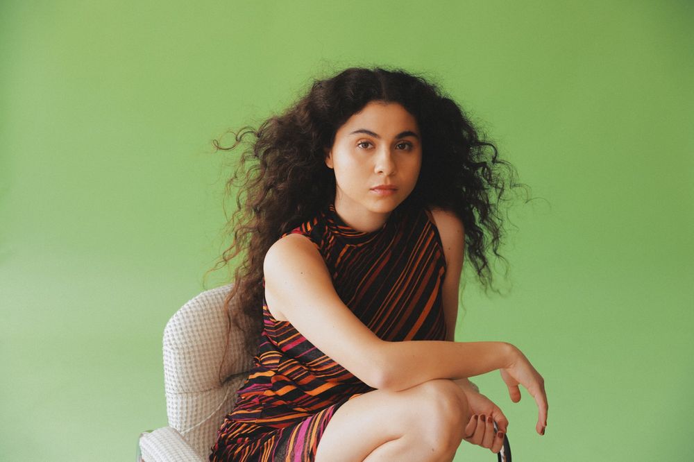 Silvana Estrada se presenta el 12 de marzo en el Teatro Solís