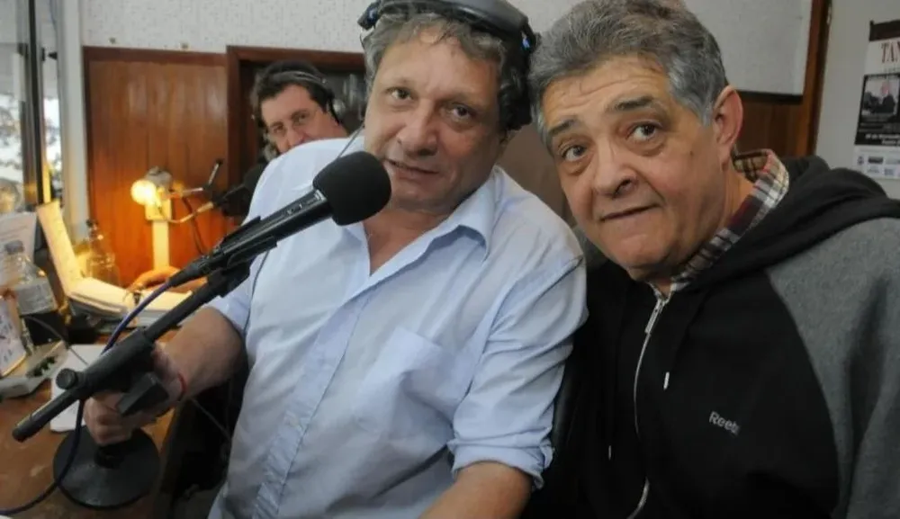 Alberto Kesman junto a Enrique Yannuzzi en las transmisiones deportivas de radio Universal