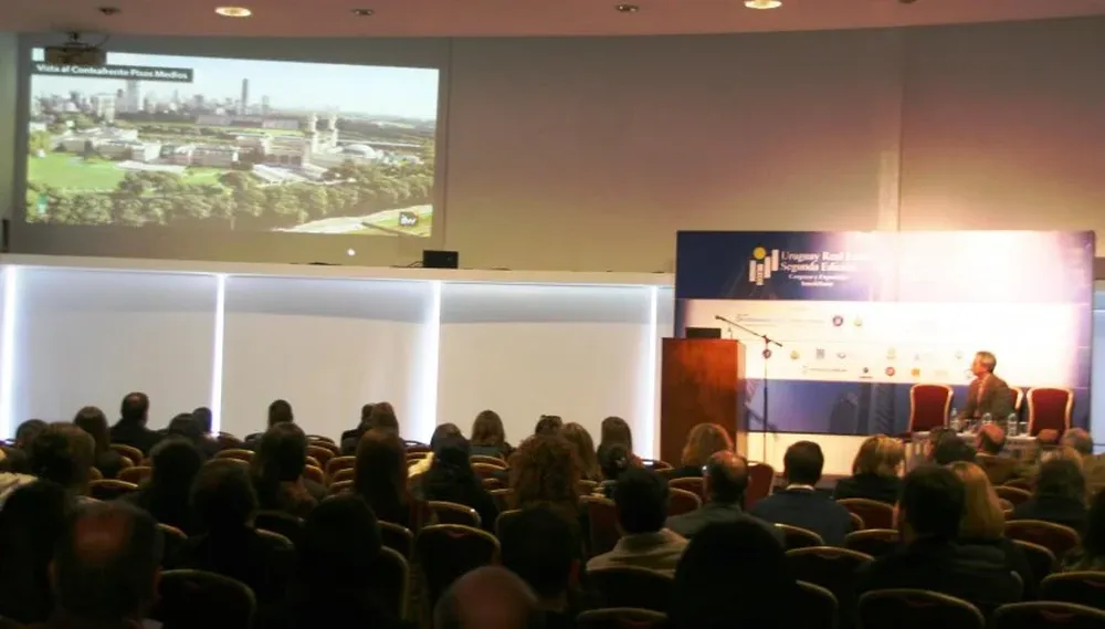 Una de las disertaciones correspondientes a la edición del año 2014.