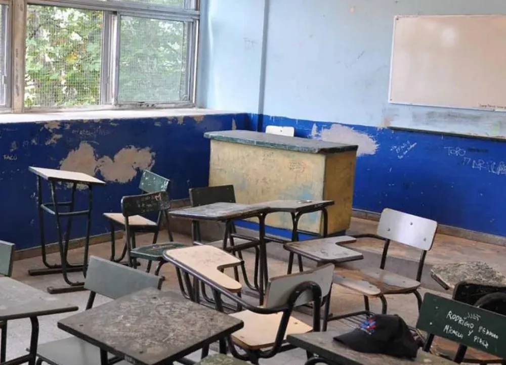 Un salón del Liceo 14, antes